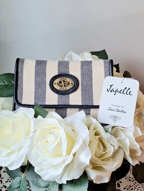 Jane Shilton "Japelle" Canvas Wallet, #64-530-213, NWT